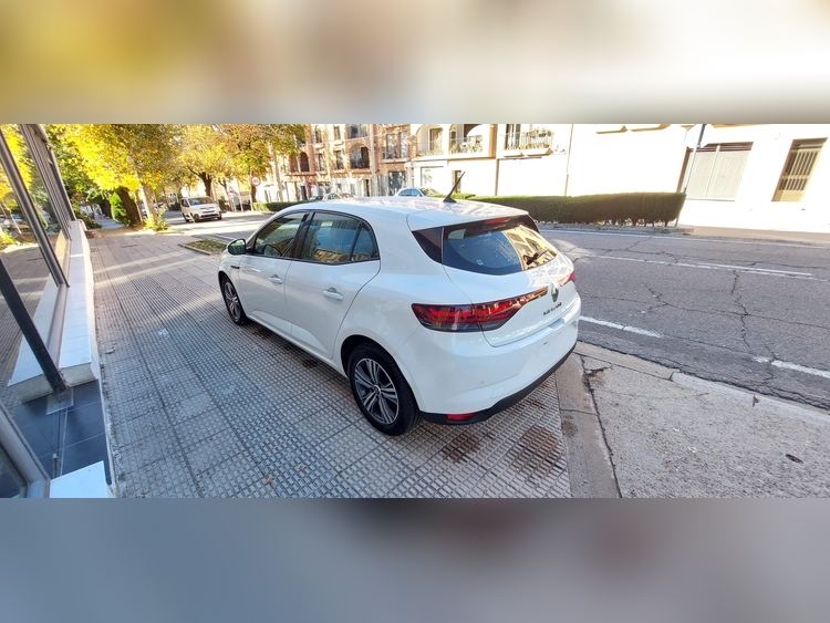 Renault Megane 1.5 DCI 115CV foto 4